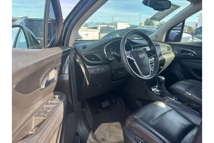 $15000 : Buick Encore 2018 Essence 4d image 6