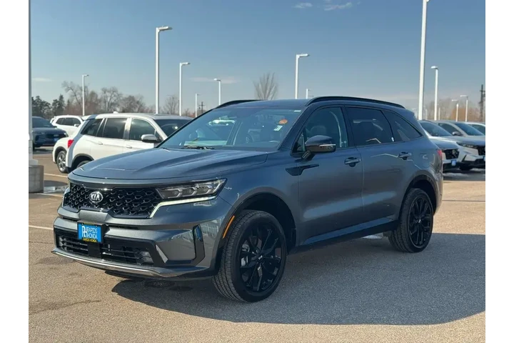 $24761 : Kia Sorento 2021 AWD SX 4dr image 3