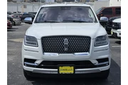 $39996 : Lincoln Navigator 2020 4x4 B thumbnail
