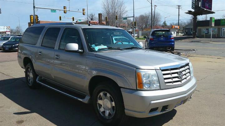 $7999 : 2004 Escalade ESV Platinum Ed image 5