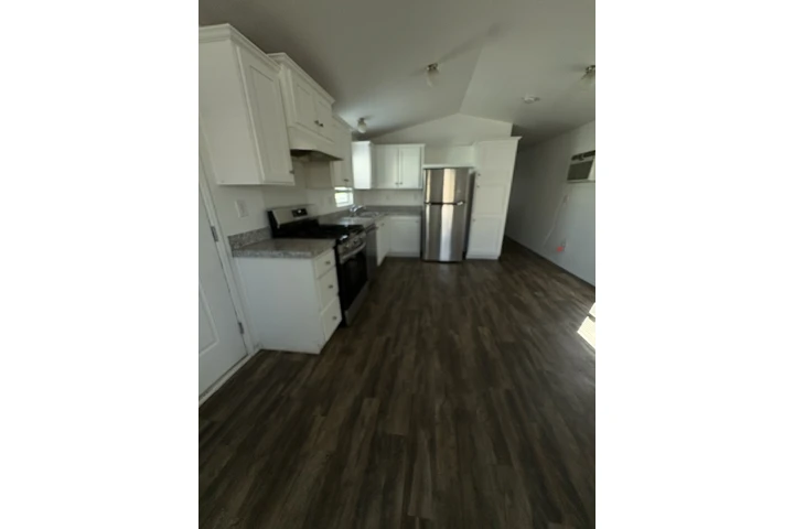 $2600 : Casa Mobil Gardena-Carson image 4