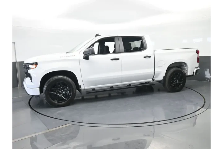 $32991 : Chevrolet Silverado 1500 202 image 2