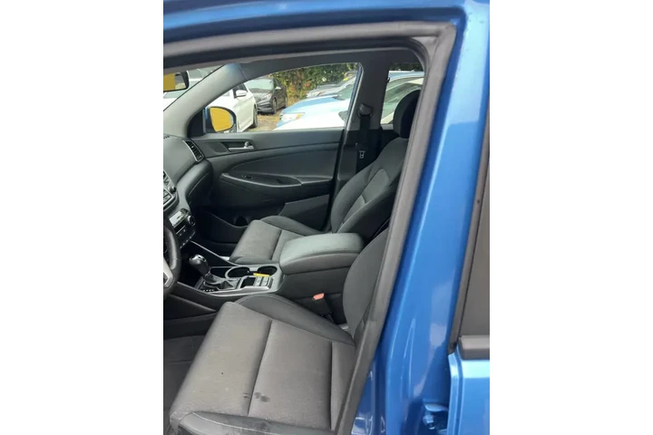 $13999 : 2017 Tucson Sport image 8