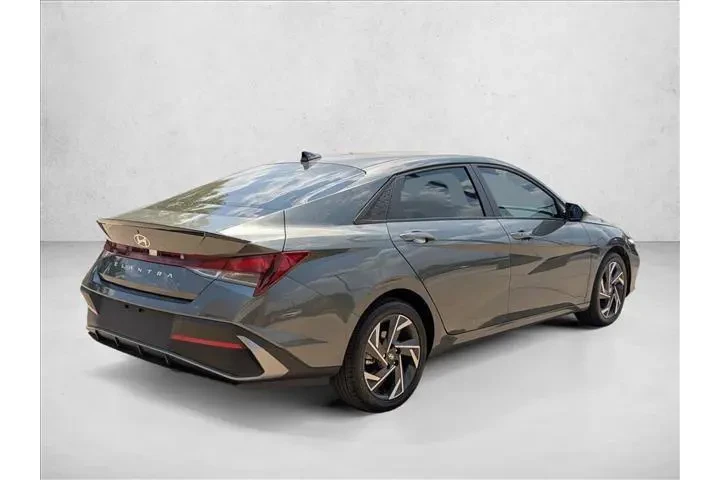 $24429 : Hyundai ELANTRA 2025 SEL Spo image 5