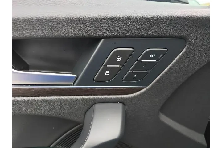 $27085 : Audi Q5 Sportback 2021 AWD q image 8