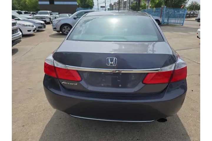 $8000 : 2014 Accord LX image 8