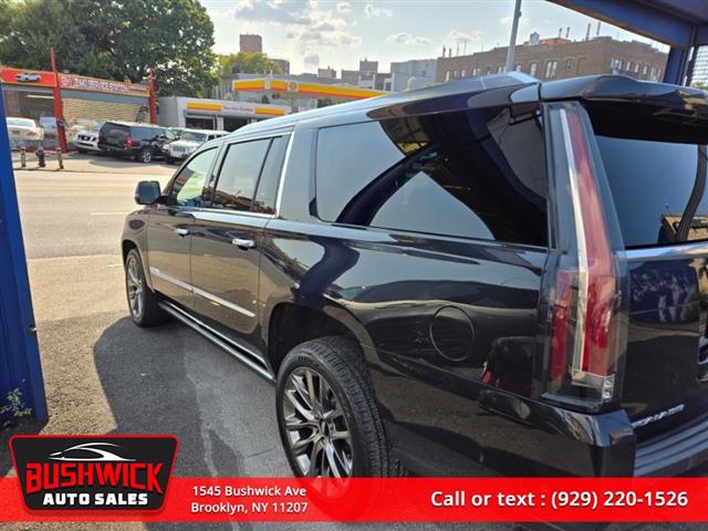 $34995 : Used 2019 Escalade ESV 4WD 4d image 5