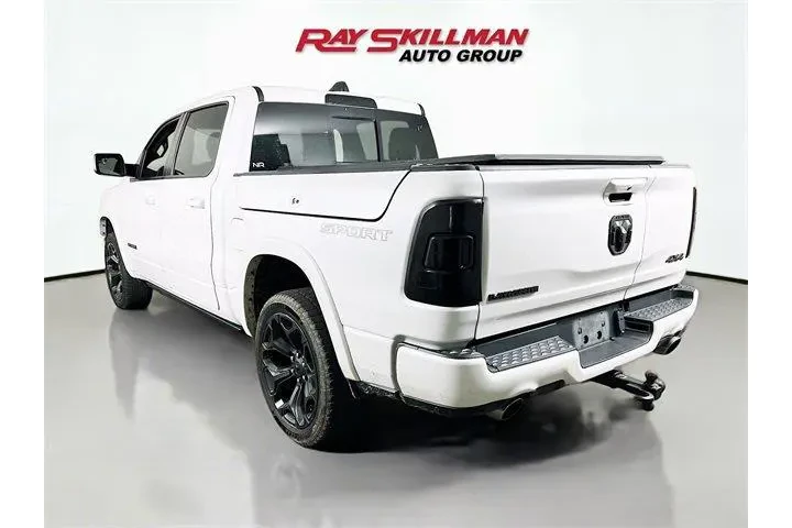 $31975 : Ram 1500 2020 4x4 Laramie 4d image 4