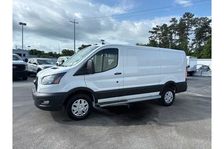 $39743 : Ford Transit 2025 250 3dr LW image 6
