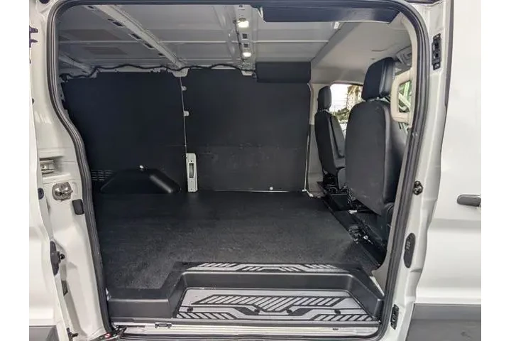 $30197 : Ford Transit 2023 250 3dr LW image 8