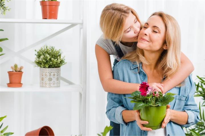 $50 : Mother's Day Flower Delivery M image 1