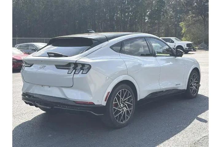 $34786 : Ford Mustang Mach-E 2023 AWD image 7