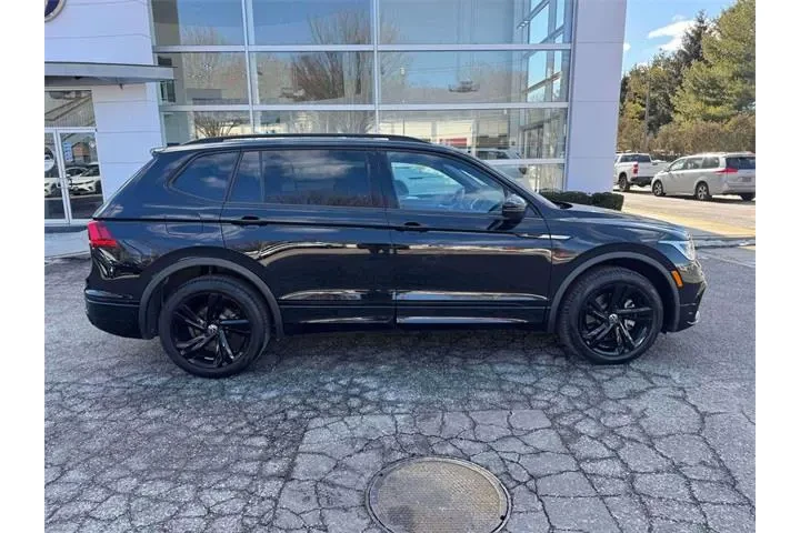 $27500 : Volkswagen Tiguan 2023 AWD S image 9