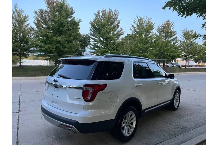 $9995 : 2016 Explorer XLT image 9