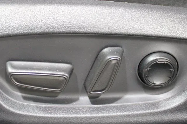 $21982 : Toyota Avalon 2019 Touring 4 image 4