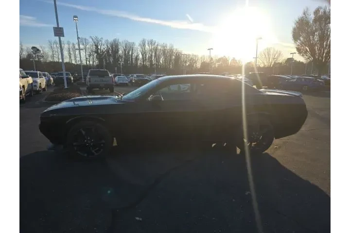 $22743 : Dodge Challenger 2020 AWD GT image 5