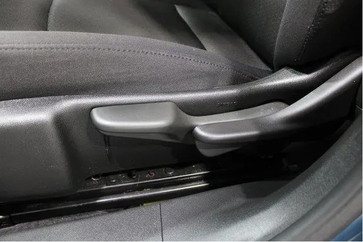 $20988 : Chevrolet Malibu 2025 LS 4dr image 4