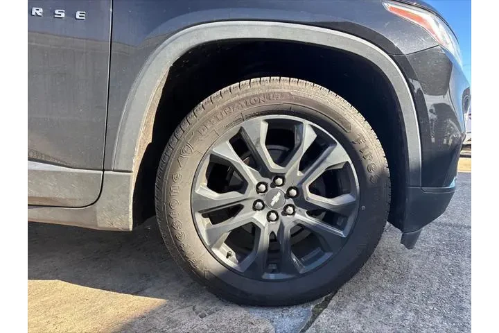 $15700 : Chevrolet Traverse 2019 RS 4 image 2