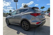 $17890 : Hyundai SANTA FE Sport 2018 thumbnail