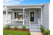 $1000 : Beautifully refreshed 2-bed thumbnail