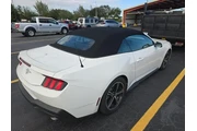 $27790 : Ford Mustang 2024 EcoBoost 2 thumbnail