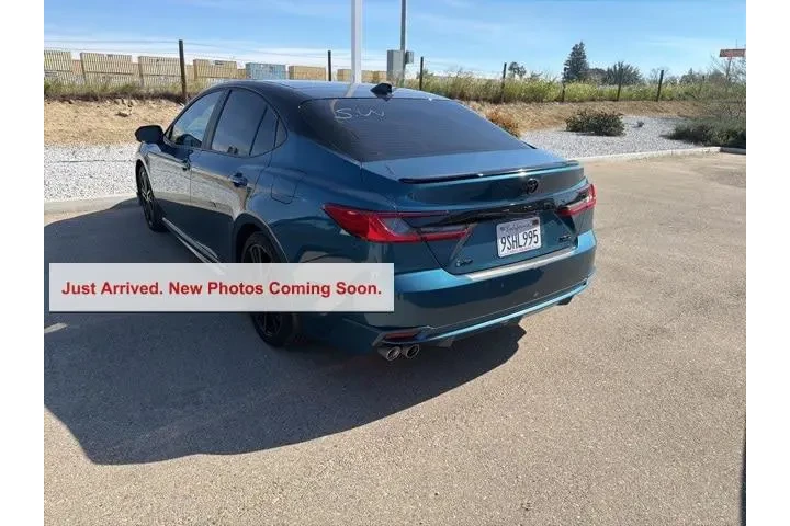 $39900 : Toyota Camry 2025 SE 4dr Sed image 3