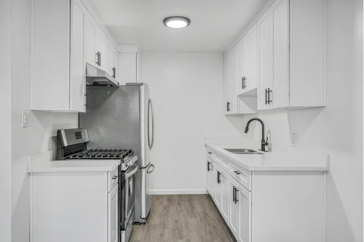 $2000 : Apartamentos Remoledados image 2