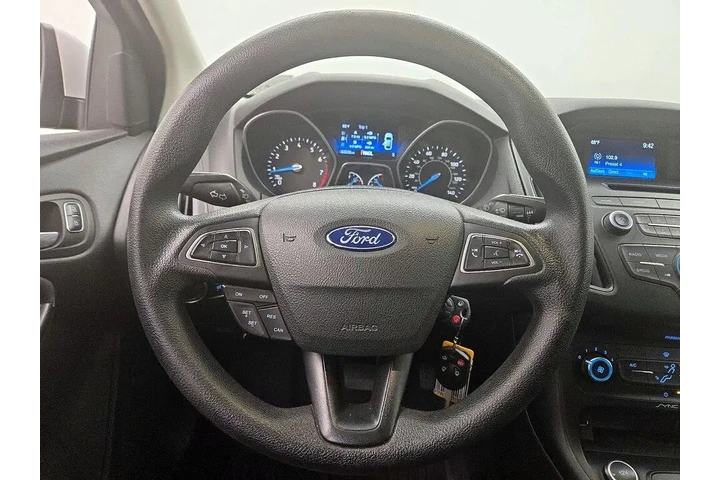 $11998 : Ford Focus 2016 SE 4dr Hatch image 10