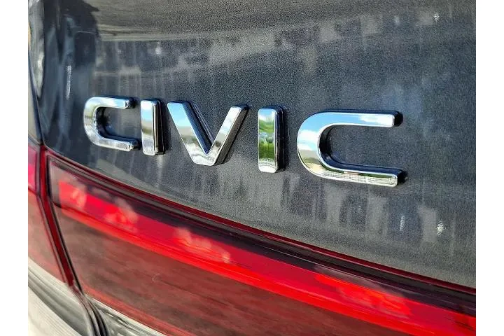 $27027 : Honda Civic 2024 Sport 4dr S image 9