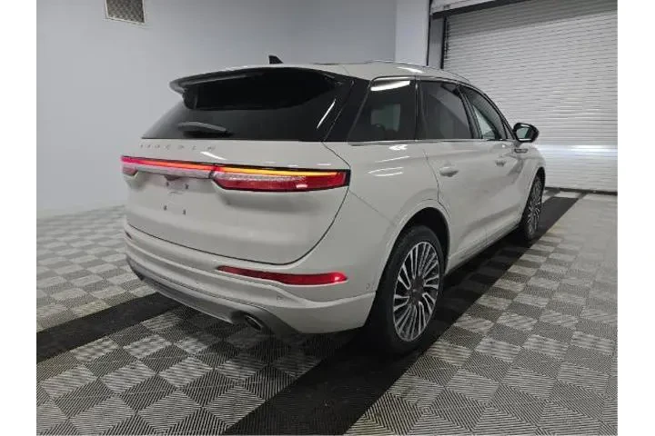 $36777 : Lincoln Corsair 2022 AWD Res image 2