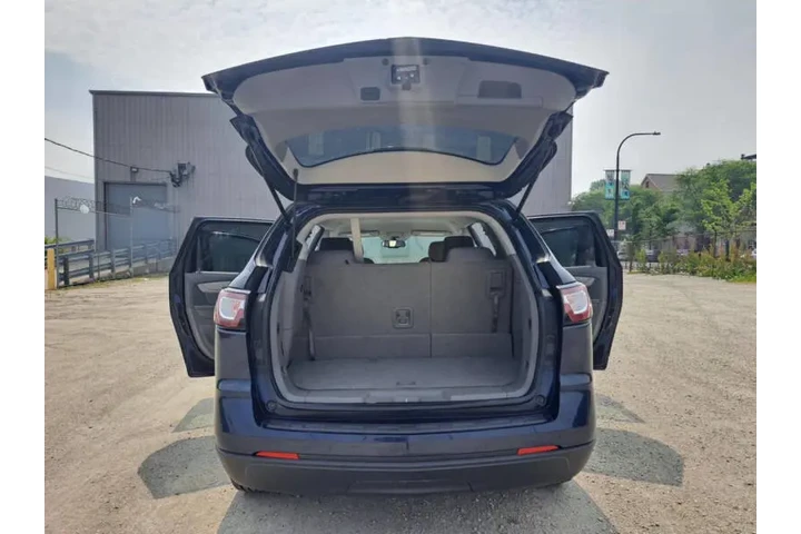 $7499 : 2015 Traverse LT image 10