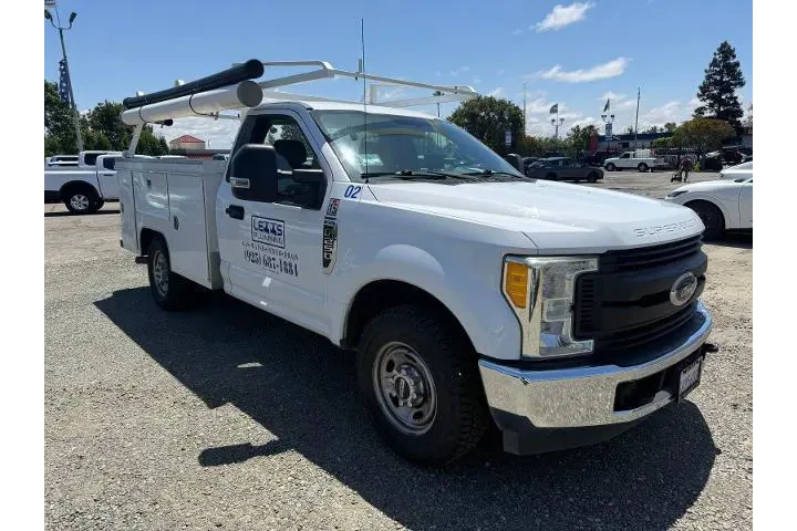 $27000 : Ford F-250 Super Duty 2017 4 image 10