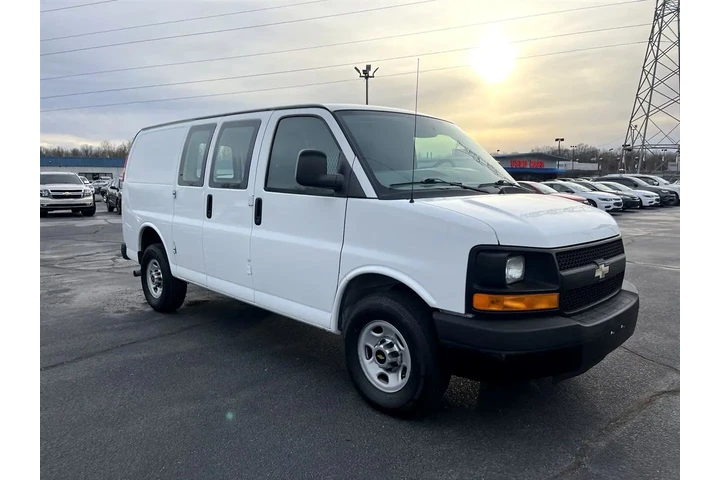 $14995 : 2013 Express 2500 Cargo image 7