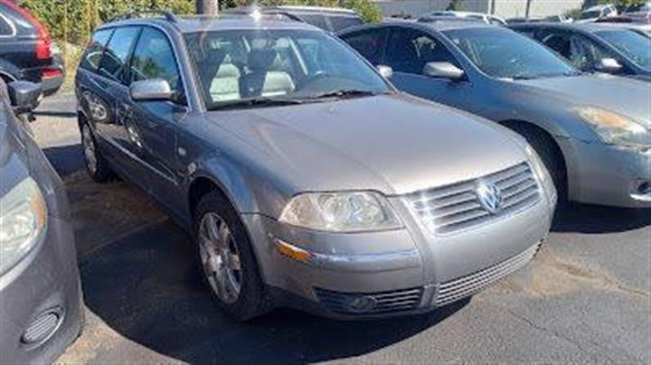 $1750 : 2002 Passat GLX 4Motion image 1