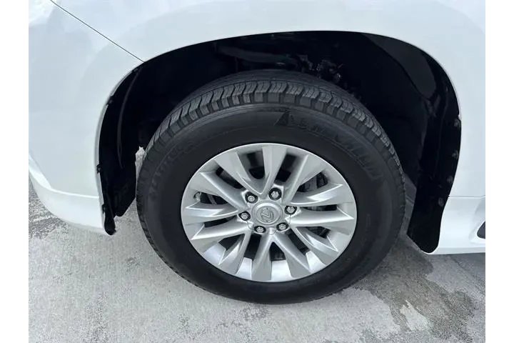 $37588 : Lexus GX 460 2019 AWD 4dr SU image 10