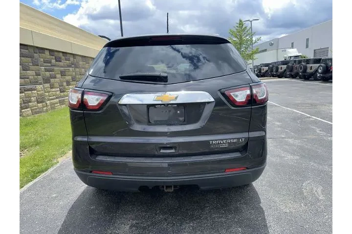 $8635 : Chevrolet Traverse 2015 LT 4 image 6