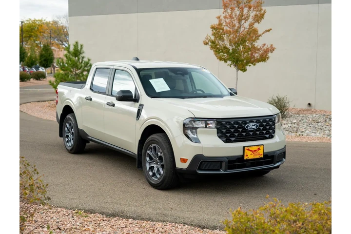 $36521 : 2025 Maverick XLT image 1