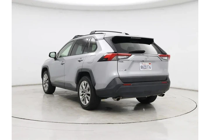 $26998 : Toyota RAV4 2019 AWD XLE Pre image 2