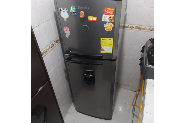 $1300000 : VENDO NEVERA LAVADORA PIPETA image 1