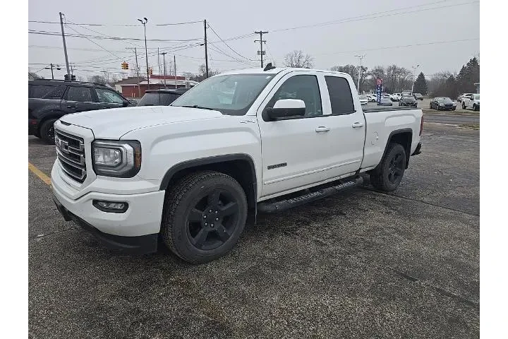 $23786 : GMC Sierra 1500 2018 4x4 Bas image 1