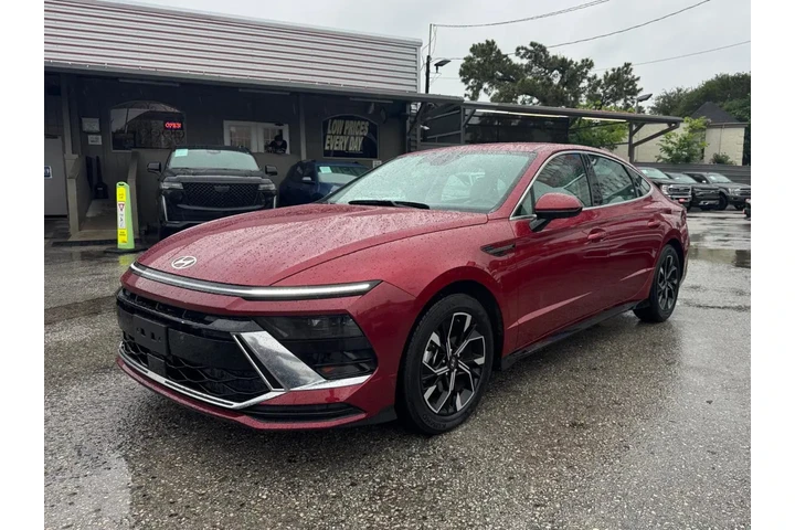 2025 Sonata SEL image 1