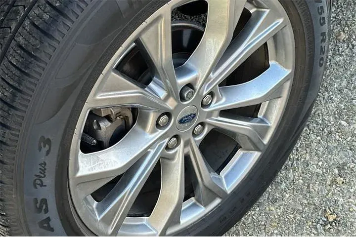 $24473 : Ford Explorer 2020 AWD Limit image 8