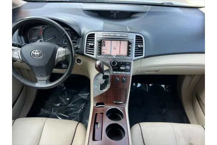 $9899 : Toyota Venza 2011 AWD V6 4dr image 4