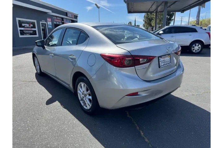 $12998 : 2016 MAZDA3 i Sport image 8