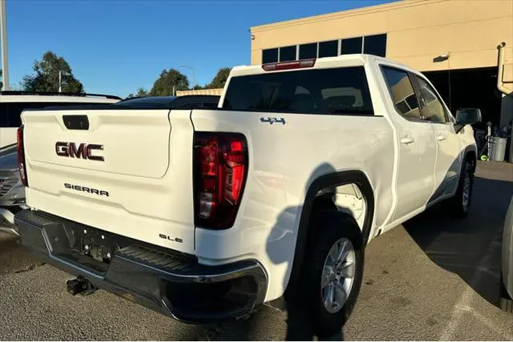 $36990 : GMC Sierra 1500 2023 4x4 SLE image 5