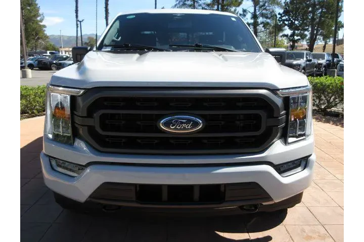 $39958 : Ford F-150 2023 4x4 Lariat 4 image 7