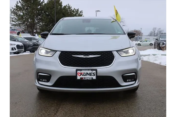 $30477 : Chrysler Pacifica 2024 Touri image 3