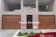 Puertas Levadizas Seccional en Lima