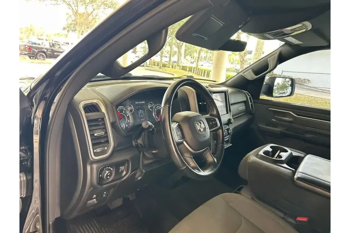 $25832 : Ram 1500 2021 4x2 Big Horn 4 image 6