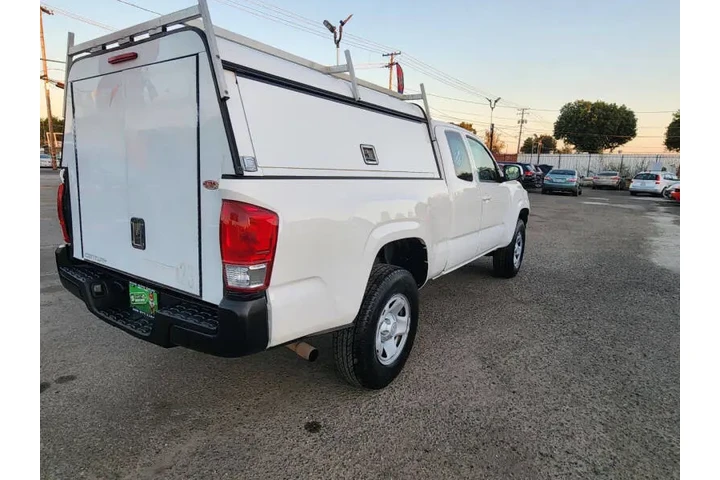$18599 : 2017 Tacoma SR image 8